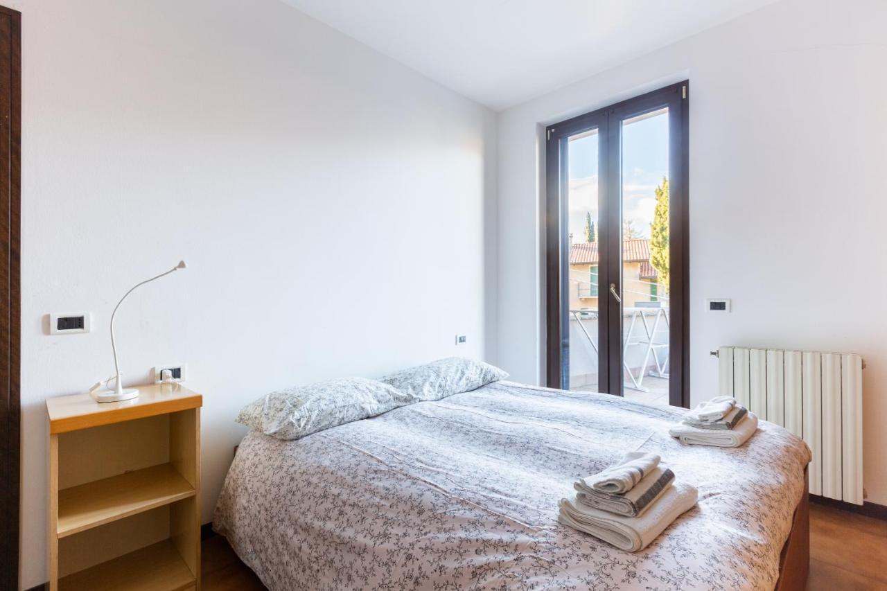 Mysa Properties - Casa Chicca, Flat With Lake View Terrace 페를레도 외부 사진
